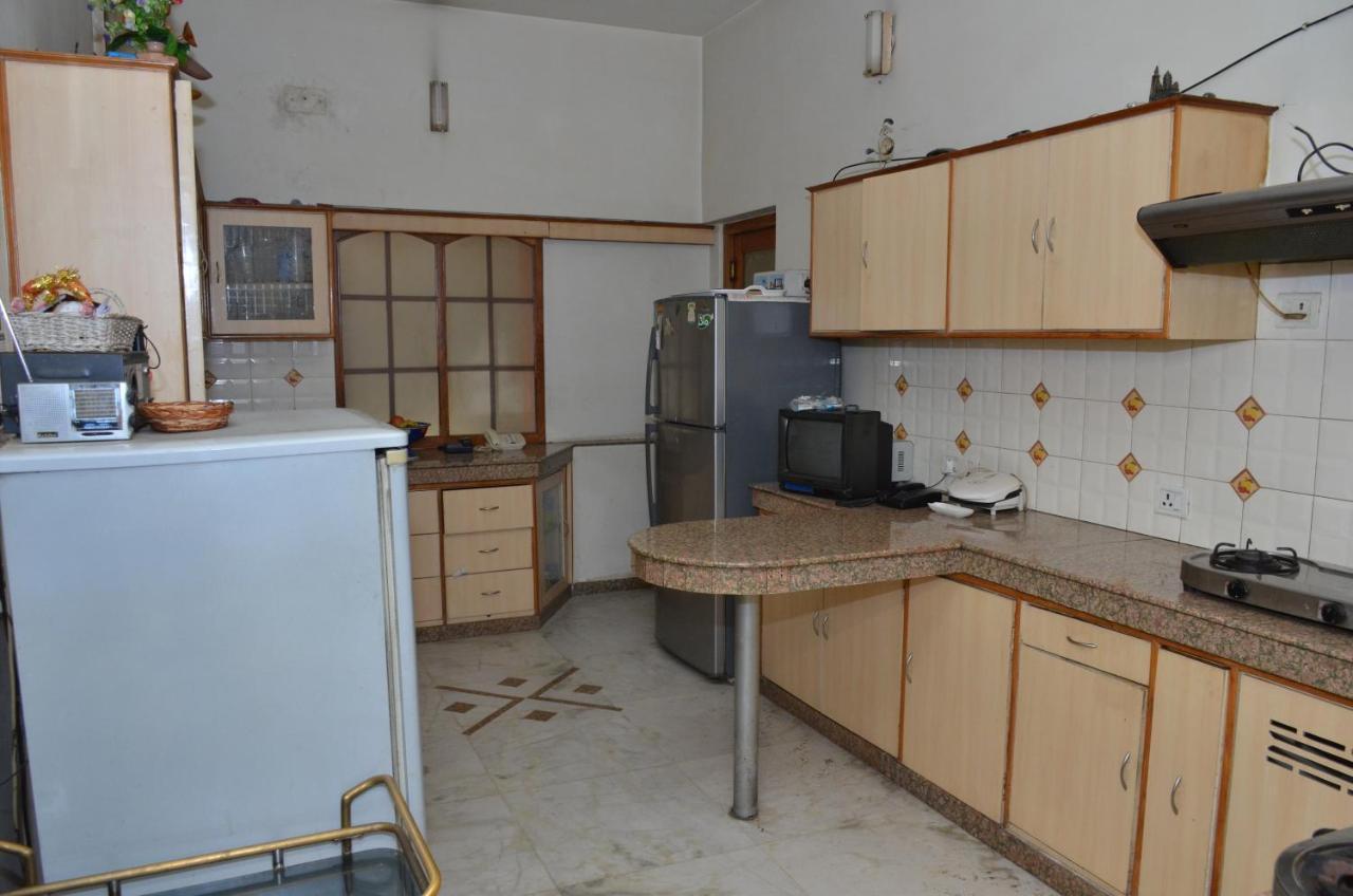 Sandy'S Homestay Jammu Buitenkant foto