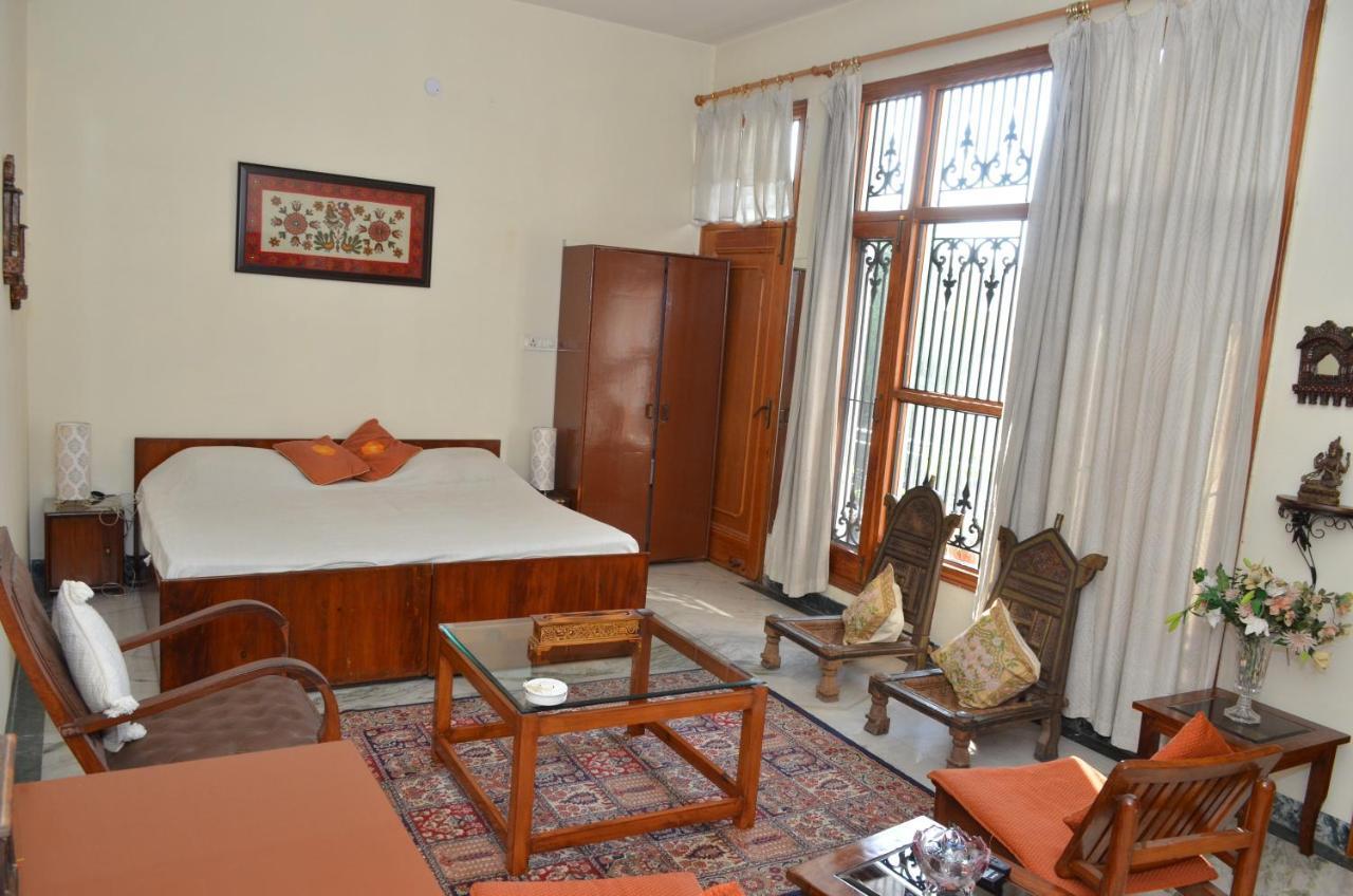 Sandy'S Homestay Jammu Buitenkant foto