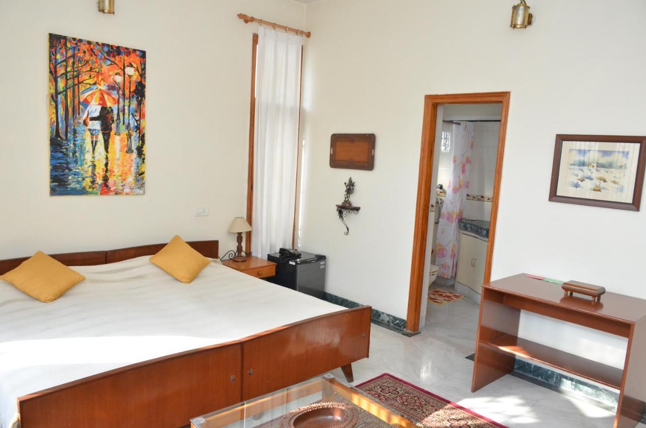Sandy'S Homestay Jammu Buitenkant foto